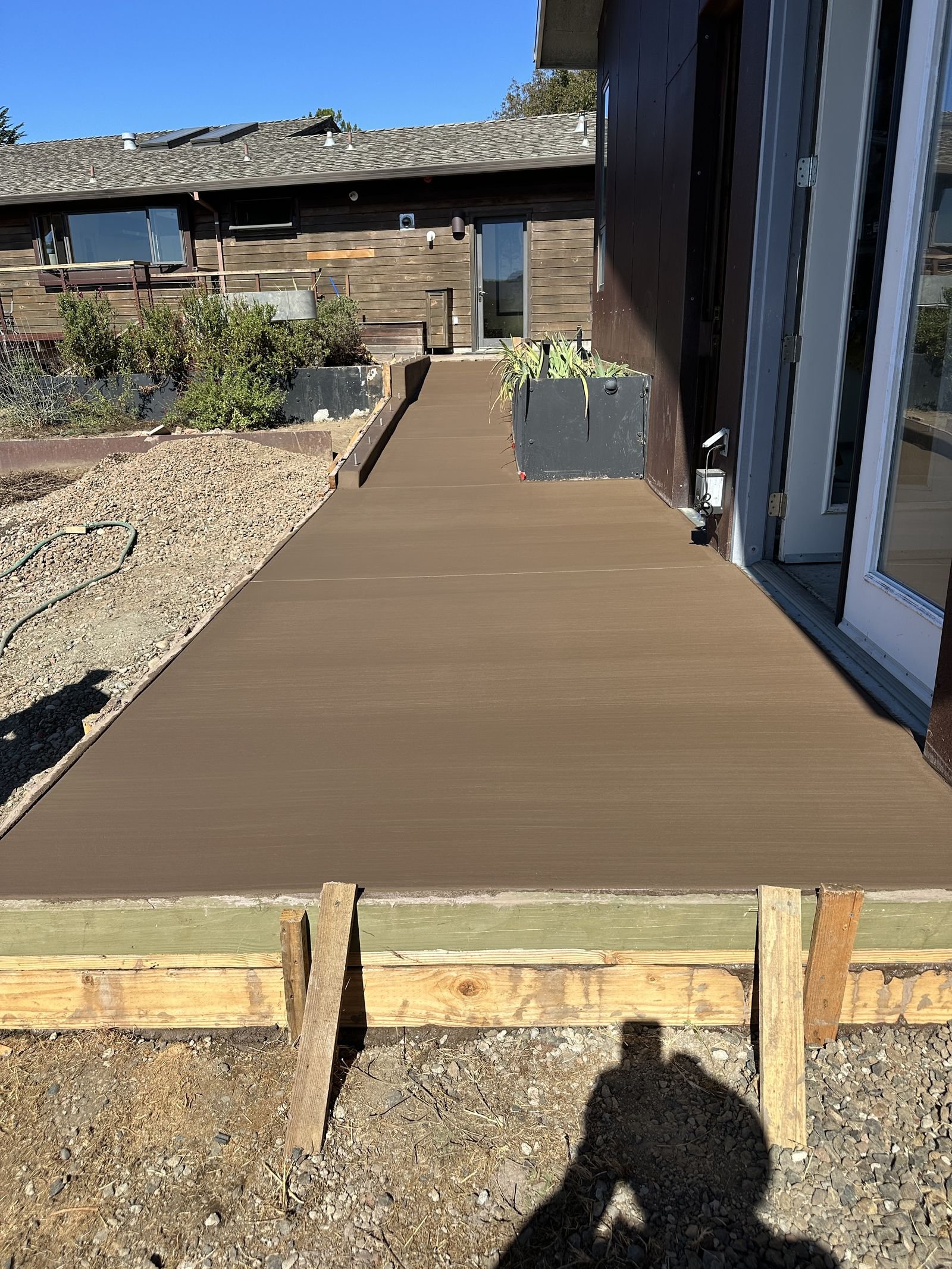 Finished concrete walkway