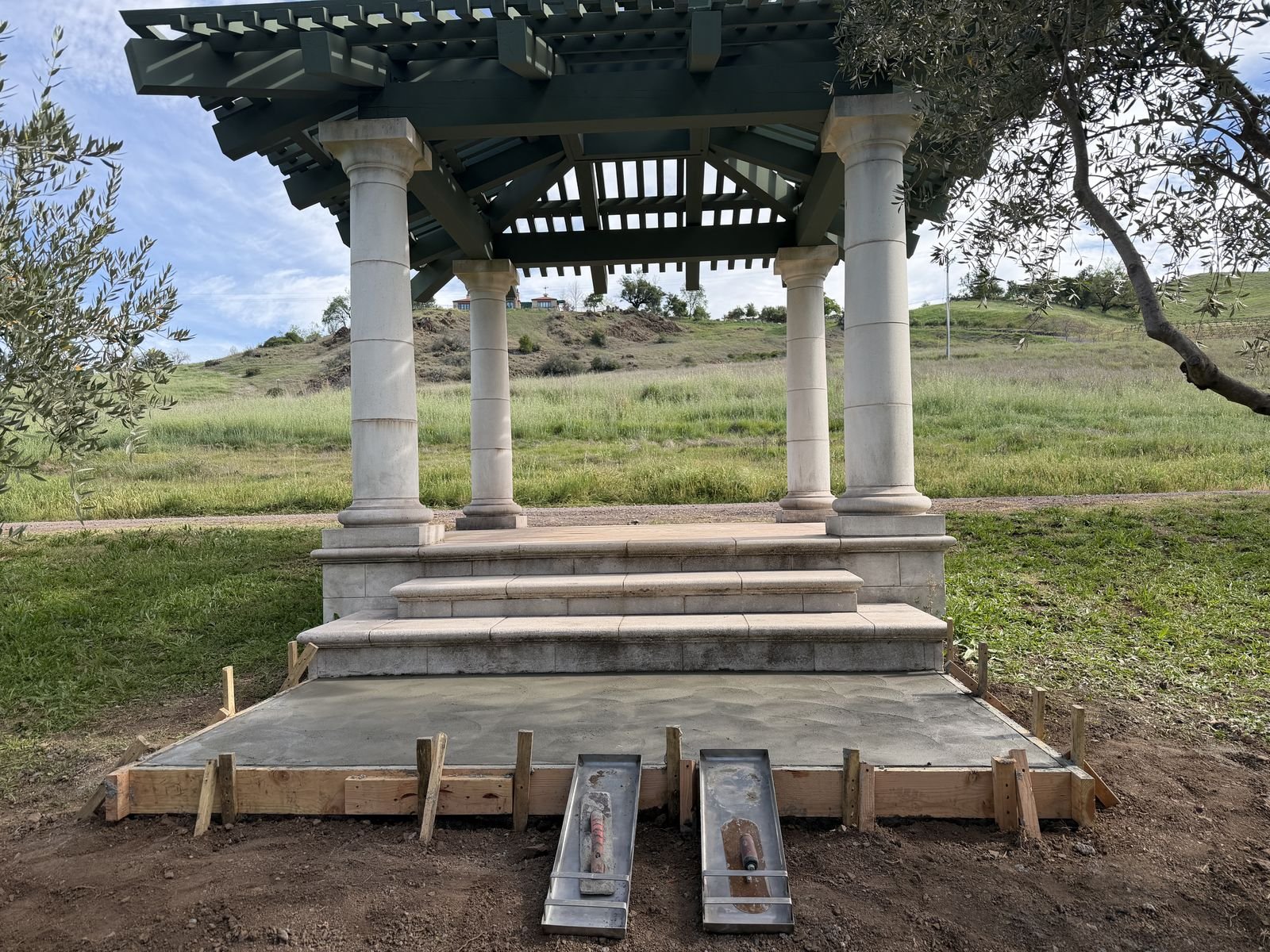 Estate pavilion concrete work